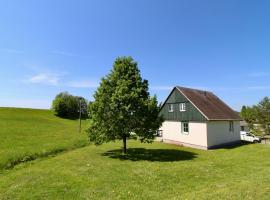 Holiday Home Holiday Hill 57 by Interhome, hotel v destinaci Lauterwasser