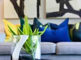 Coastal Condo in a Forest Estate - with inverter