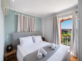 chris apartement, hotel in Nydri