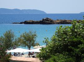 Hôtel Tamaris, hotel en Le Lavandou