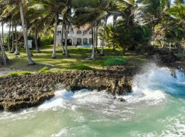 Baoba Breeze Bed & Breakfast- beachfront paradise, hotell i Cabrera