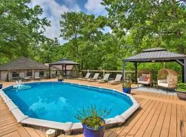 Happy Trails Hideout with New Bunk House and Hot Tub!