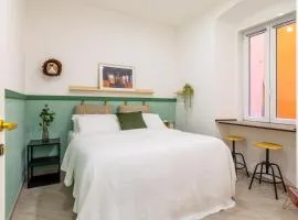 Lovely and tiny Pied-à-terre in the City center