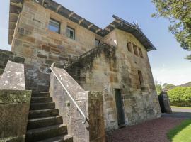 The Coach House - Holmwood, holiday home in Glasgow