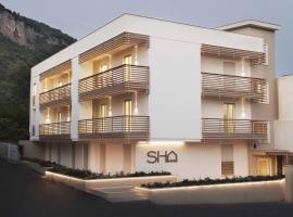 SH Home: Palma Campania'da bir Oda ve Kahvaltı