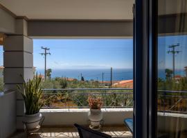 Villa Artemis - Luxury Home over Lourdas bay – dom wakacyjny w mieście Argostoli