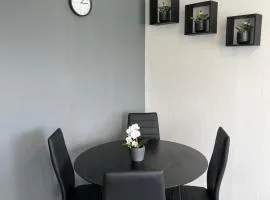 Kemi CITY III near snowcastle, premium 2 rooms , kitchen , glazed balcony, FREE private parking