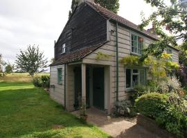 Cozy cottage overlooking fields, Upwell, cottage in Upwell