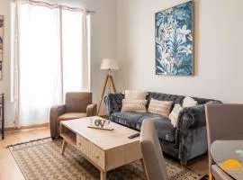Tailor's Home by Cadiz Time