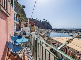Casa Mariarosa - Seaside Apartment with Balcony