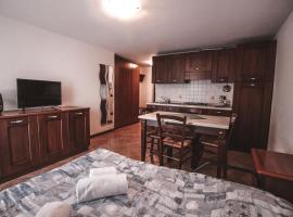 Residence Aquila - Mono Punta Regina、ブリュソンのホテル