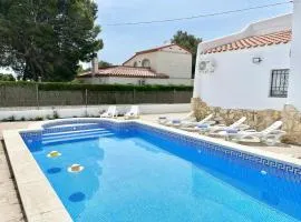 Villa Escaleta Costa dorada piscina salina y privada,barbacoa