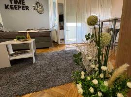TIME KEEPER - SELF check in, three-star hotel in Osijek
