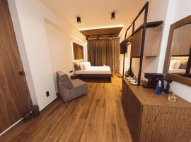 Centrally Stylish Suite by Acropolis, B&B v Atenah