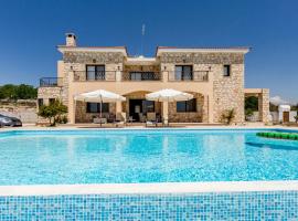 SunShine Villa Paphos, hotel en Nicosia