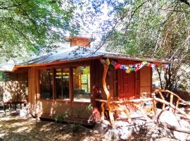 Cabañas Alegria Cajón del Maipo, hotel en San José de Maipo