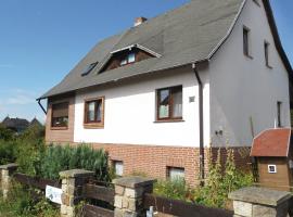 2 Bedroom Stunning Apartment In Koserow, hotel in Ostseebad Koserow