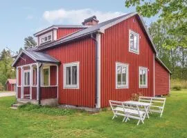 2 Bedroom Nice Home In Åmotfors