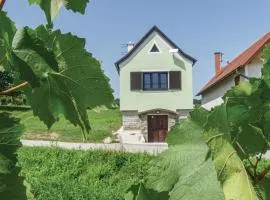 Stunning Home In Deutsch Schtzen With 1 Bedrooms And Wifi