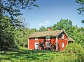Stunning Home In Lönashult With Kitchen