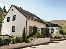 Gorgeous Apartment In Neumagen-papiermhle With Wifi, hotel a Trittenheim