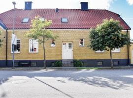 Nice Apartment In Ystad With 2 Bedrooms And Wifi, apartment in Ystad