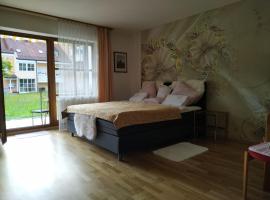 Ferienwohnung Dana: Murnau am Staffelsee şehrinde bir daire