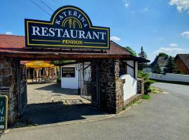 Kateřina restaurant a penzion, rumah tamu di Rozvadov