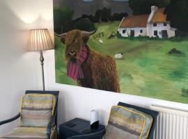 Ardmorn Holiday Accommodation, B&B in Dunvegan