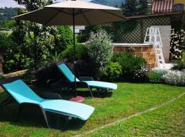 Il Giardino di Laura, hotel in Piano di Mommio