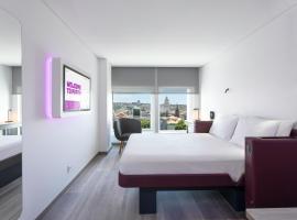 YOTEL Porto, four-star hotel in Porto