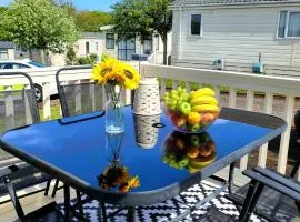 Luxury Woodland Retreat Holiday Home - Shorefield Country Park