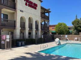 Palms Inn & Suites, hotel em Palmdale