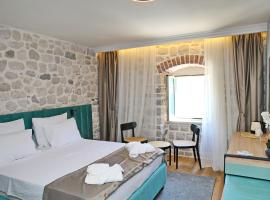 Villa Marius, hotel u Kotoru