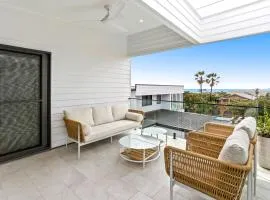 Chic Beachside Apartment, Peregian Beach