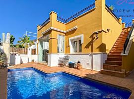 Mar menor golf detached Villa, отель в городе Торре-Пачеко, рядом находится Гольф-курорт «Мар-Менор»