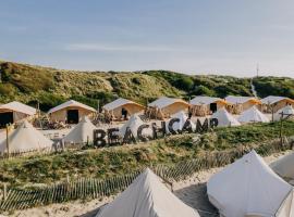 Beachcamp Bloemendaal Surf Resort, khu cắm trại ở Overveen