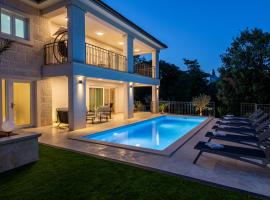 Villa Pafran with heated pool Krk ค็อทเทจในคิร์ก