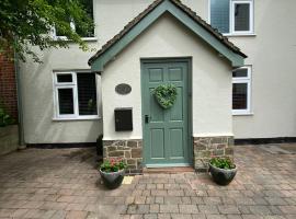 Stoop Cottage - in the heart of Quorn, hotel a Quorndon