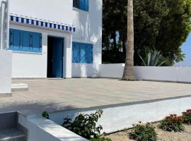 Ikaria Village Maisonette 10, hotel v destinaci Klorakas