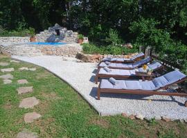 House Mali dvori, Hotel in Krivodol