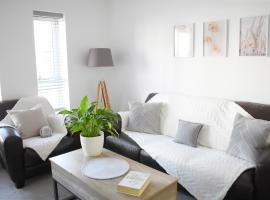 Maya Boutique Inn - Garden - Sleeps 6, apartamentai mieste Wythenshawe