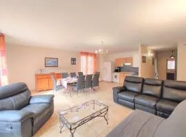 T4 8 pers, Wi-Fi, Terrasse, Parking, Centre Saint-Lary-Soulan - FR-1-457-182