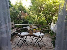 Galilean villa with jacuzzi, hotel v destinaci Qiryat ‘Amal