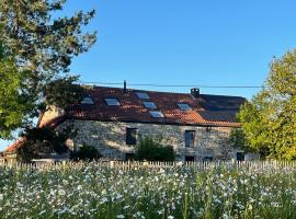 La Souricière, hotel v destinaci Silenrieux