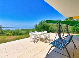 Villa Menethea Sea View - 5min from Issos beach โรงแรมในLínia