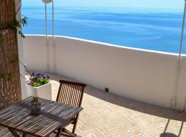 Maridea - Cave Suites Ponza, hotel in Ponza