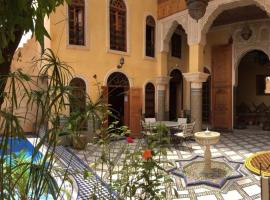 Riad Layalina Fes, hostal o pensión en Fez