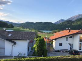 Ferienwohnung Mayr, hotel u gradu Fisen