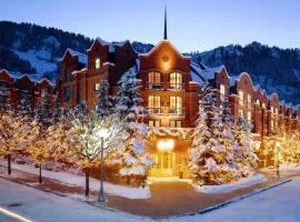 Luxury 2 Bedroom Residence At The St Regis Residence Club In Downtown Aspen
